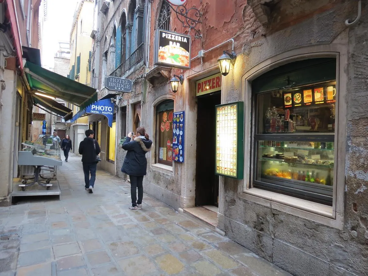 Hotel Bridge Venice